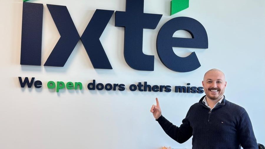 PERSBERICHT: IXTÉ benoemt Ilya Popyuk tot Managing Director en wil wachttijd verkorten